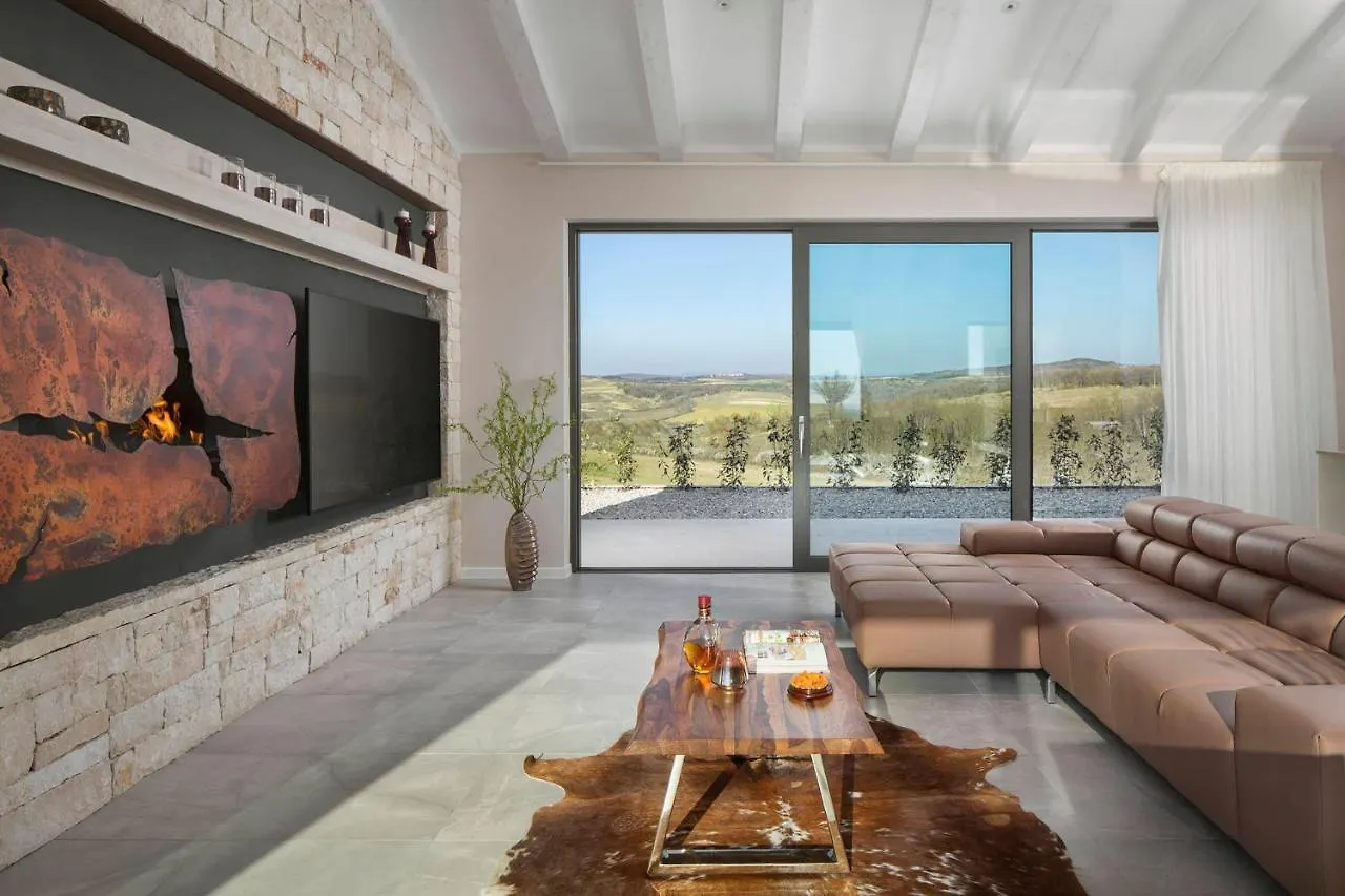 Villa Royale Croatia With Golf Green In Brtonigla Kroatien